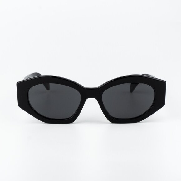 Celine TRIOMPHE Women Sunglasses Black Smoke Cat Eye CL40238U 01A NEW AUTHENTIC - Picture 2 of 15